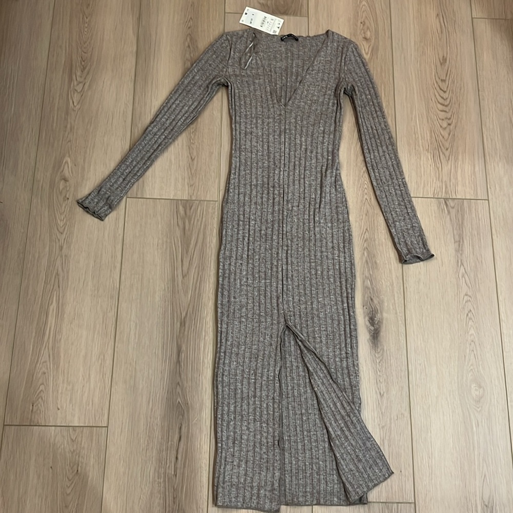 Zara Ribbed Sweater Dress - Picture 3 of 4